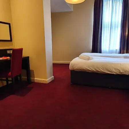 The John Francis Basset Wetherspoon Hotel 3*